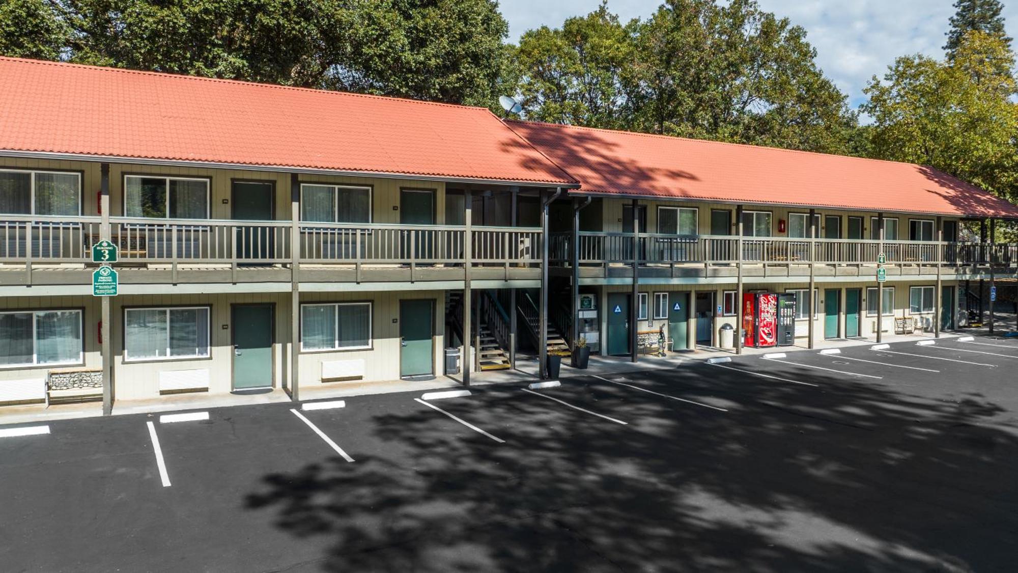 Yosemite Westgate Lodge Groveland Εξωτερικό φωτογραφία